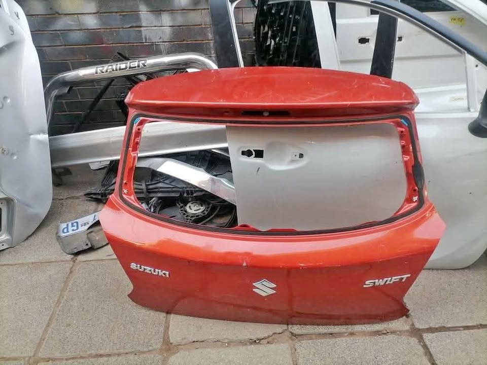 Suzuki swift tailgate old shape - Private Seller Suzuki swift tailgate old shape - Private Seller