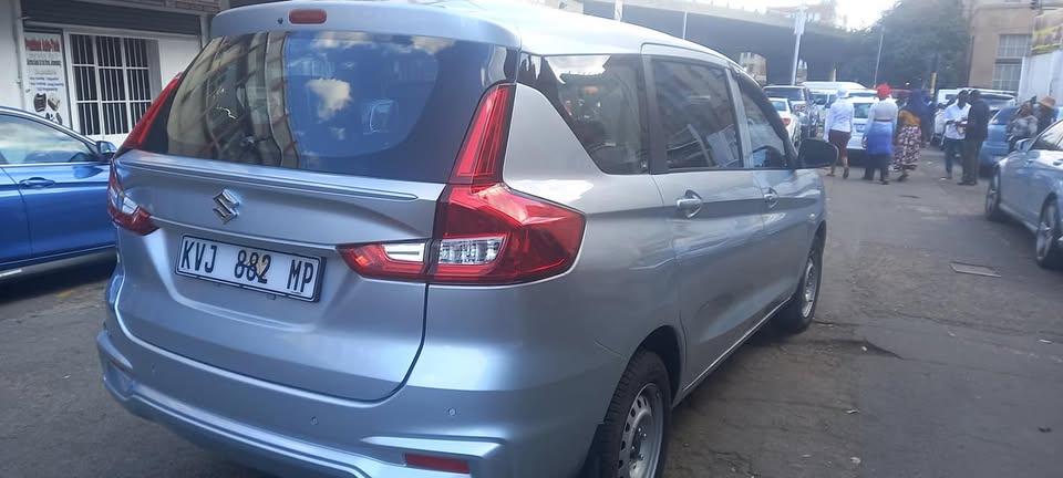 2023 SUZUKI ERTIGA 1.5 PETROL, MANUAL TRANSMISSION, SKY BLUE COLOUR, MILEAGE