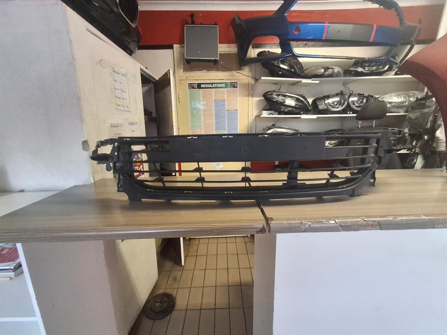 2017 RENUALT CLIO 5 BOTTOM GRILL AVAILABLE FOR SALE - Private Seller 2017 RENUALT CLIO 5 BOTTOM GRILL AVAILABLE FOR SALE - Private Seller