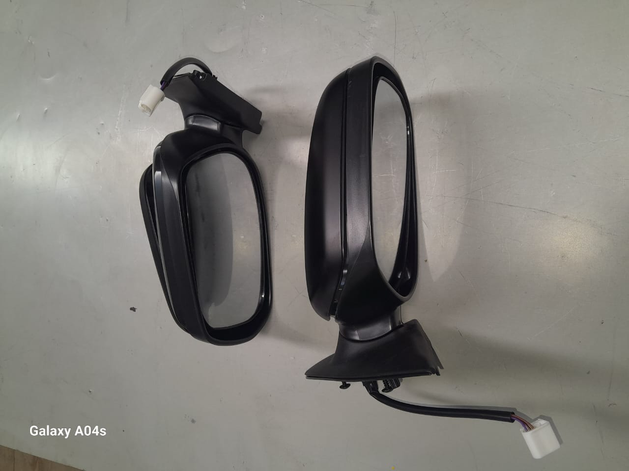 DAIHATSU TERIOS BOTH SIDES ELECTRIC DOOR MIRRORS FOR SALE - Private Seller DAIHATSU TERIOS BOTH SIDES ELECTRIC DOOR MIRRORS FOR SALE - Private Seller