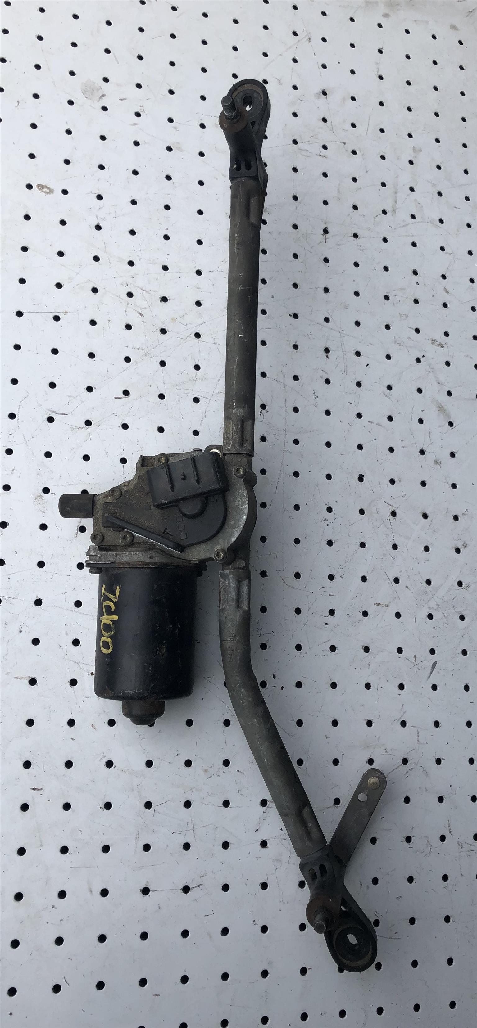FIAT PUNTO WIPER MECHANISM (ZC100) - Private Seller