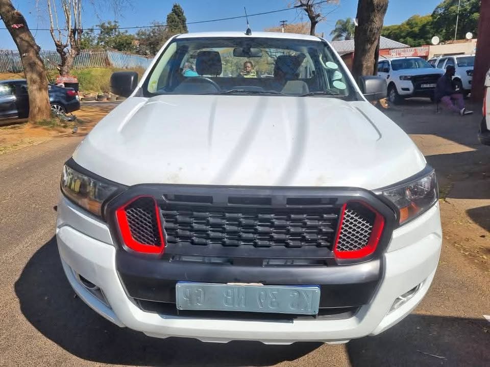 2015 Ford Ranger 2.2TDCi 4×4 Manual Single C  Mechanically Perfect with Clothes Seat