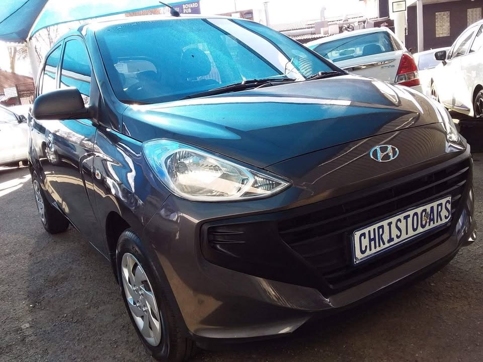 2020 Hyundai Autos hatchback manual 2020