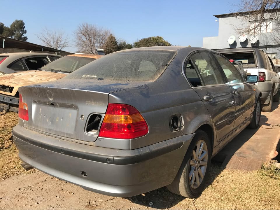 BMW 3 series E46 325i Spares