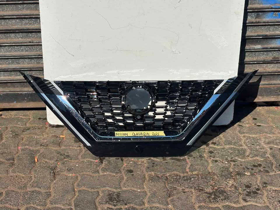 NISSAN QASHQAI MAIN GRILL 2025-2026 MODEL AVAILABLE NOW FOR SALE - Private Seller NISSAN QASHQAI MAIN GRILL 2025-2026 MODEL AVAILABLE NOW FOR SALE - Private Seller