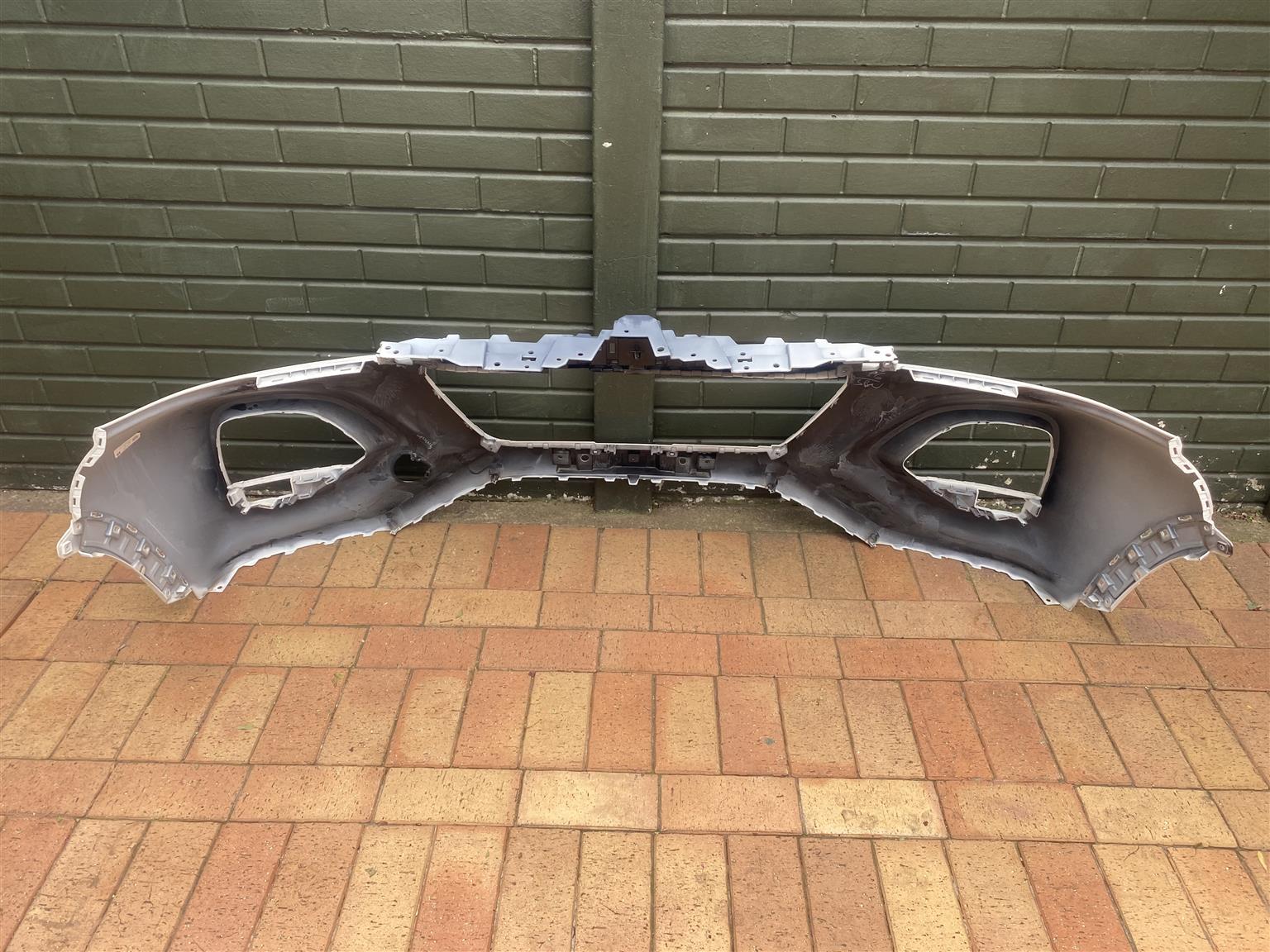 2025 SUZUKI FRONX FRONT BUMPER FOR SALE. IN EXCELLENT CONDITION - Private Seller