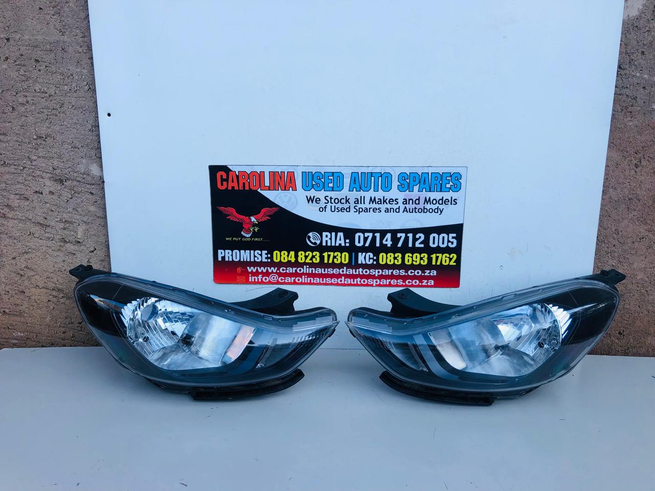 Hyundai Grand i10 left and right side headlight (22-24) - Private Seller Hyundai Grand i10 left and right side headlight (22-24) - Private Seller