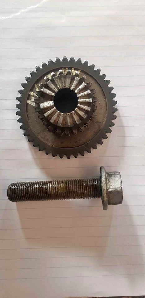 Audi CDA Crank Gear and Bolt  Both - Private Seller