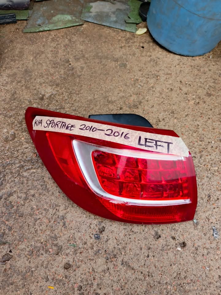 Kia spottage 2010-2016 left taillight - Private Seller Kia spottage 2010-2016 left taillight - Private Seller