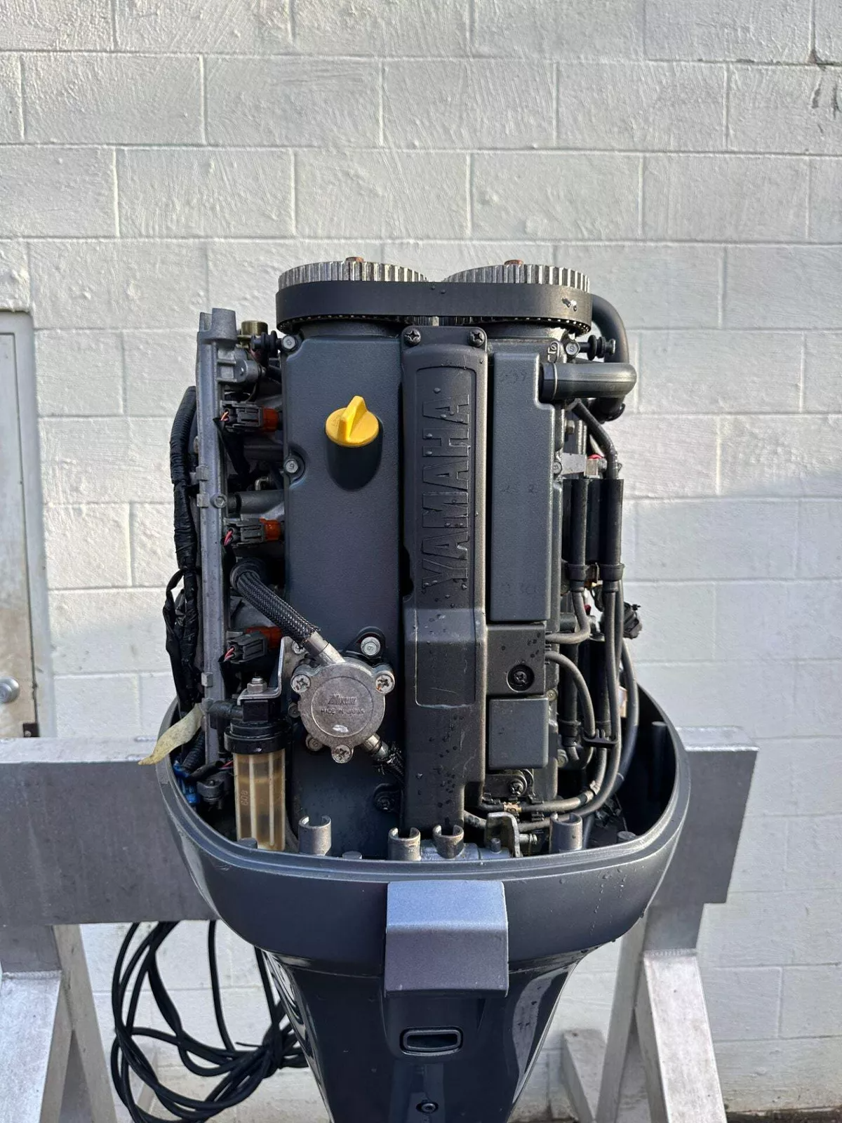 2009 Yamaha 115HP 4 Stroke Outboard Engine 25" Shaft - 297 Hours