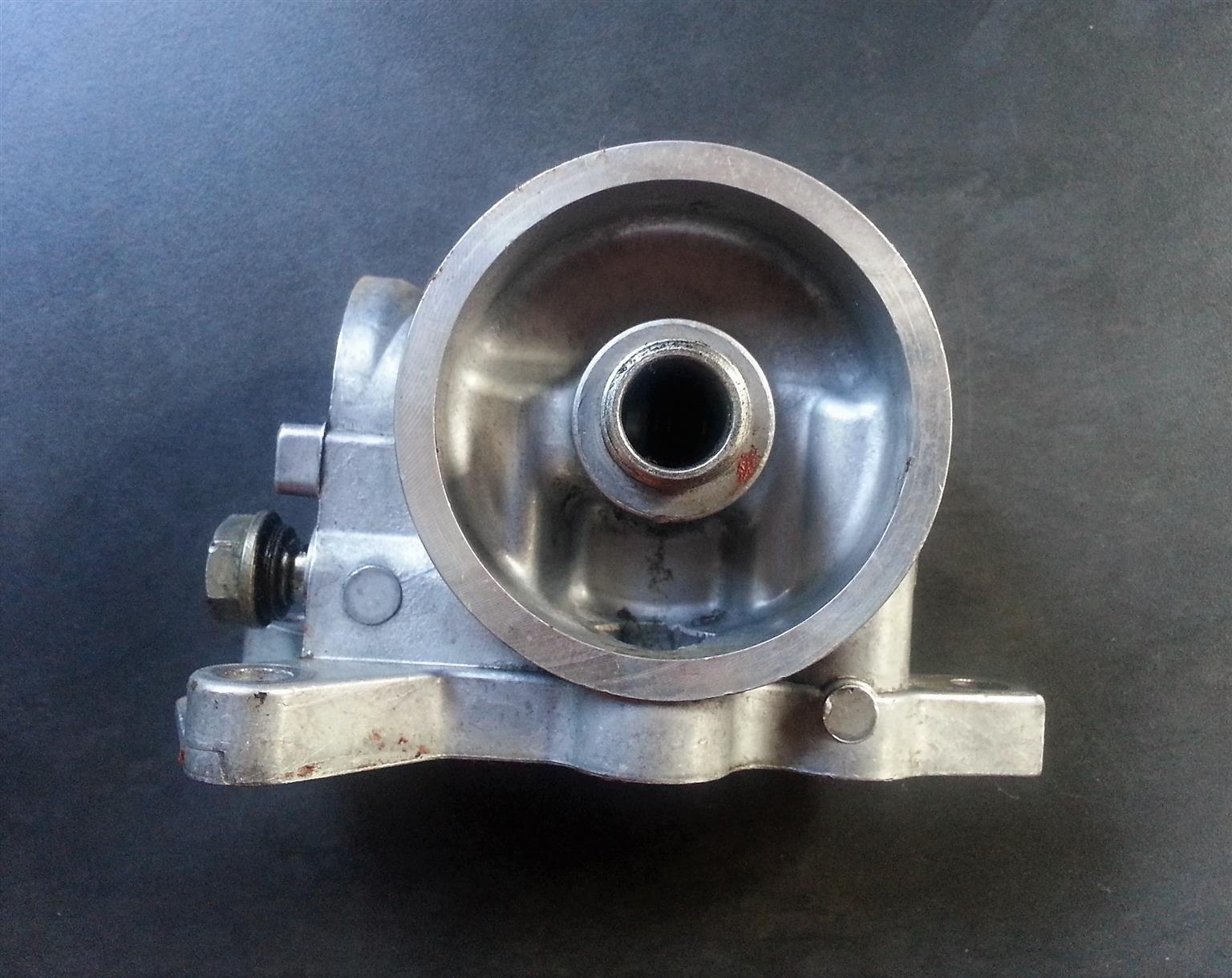 Discovery 2 TD 5 used oil filter housing for sale Discovery 2 TD 5 used oil filter housing for sale