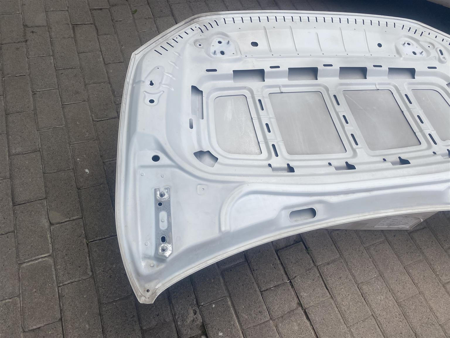 2020 VW POLO 8 BONNET FOR SALE. IN PRISTINE CONDITION