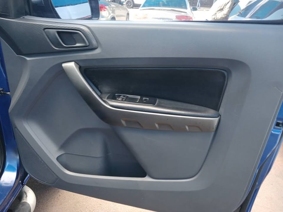 2016 FORD RANGER 2.2 6SPEED D/C Transmission: Manual Mileage: 94000km Fueltype: Diesel Blue