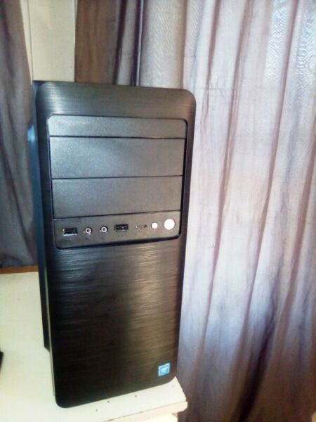 SELLING BRAND NEW PCS  GREAT FOR KIDS FOR SCHOOL WORK AND STUDENTS AS WELL AS TO WORK FROM HOME