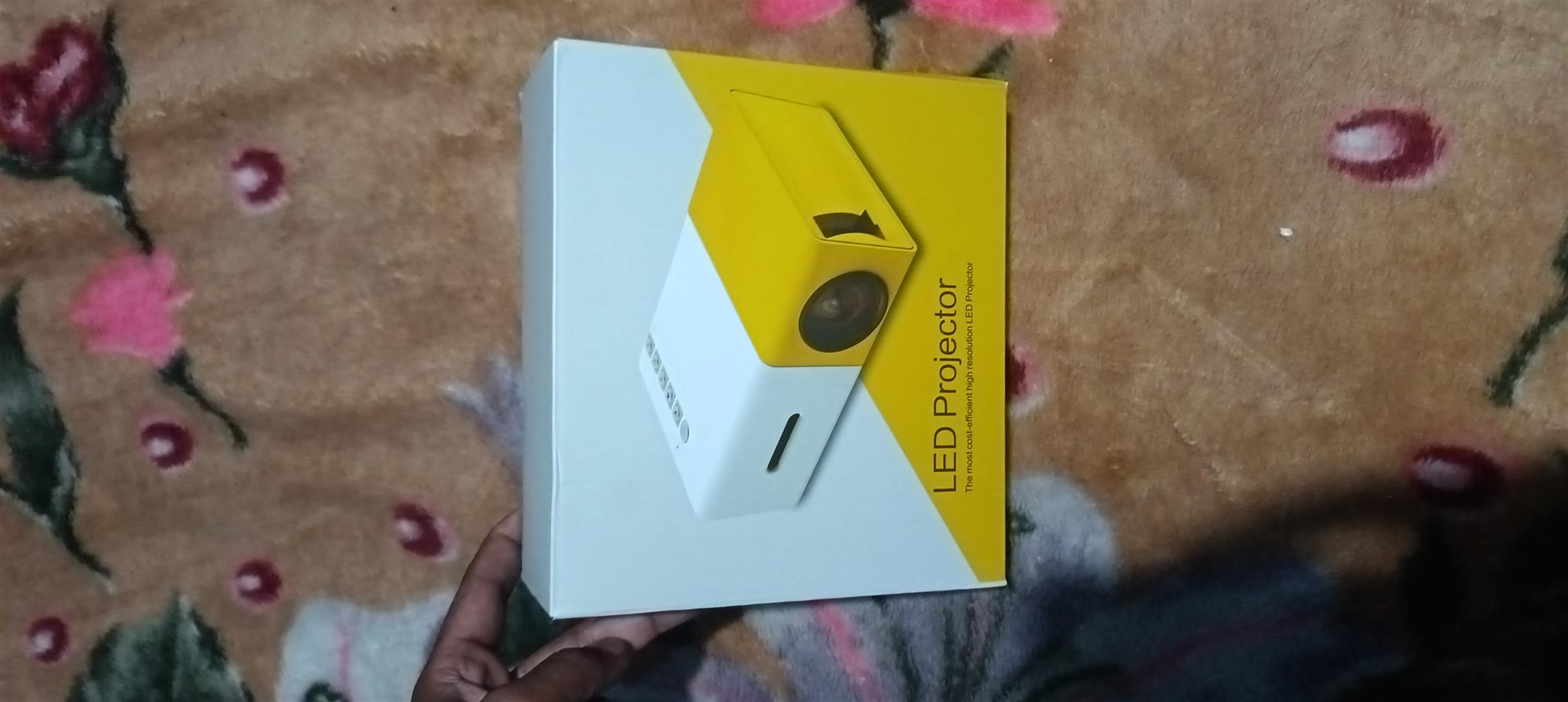 Mini Portable Projector Mini Portable Projector