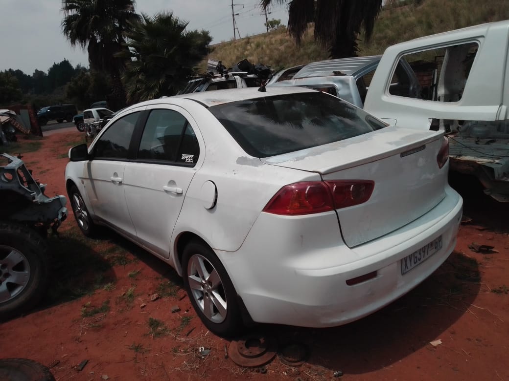 Mitsubishi Lancer 2L Stripping for Spares - Private Seller Mitsubishi Lancer 2L Stripping for Spares - Private Seller