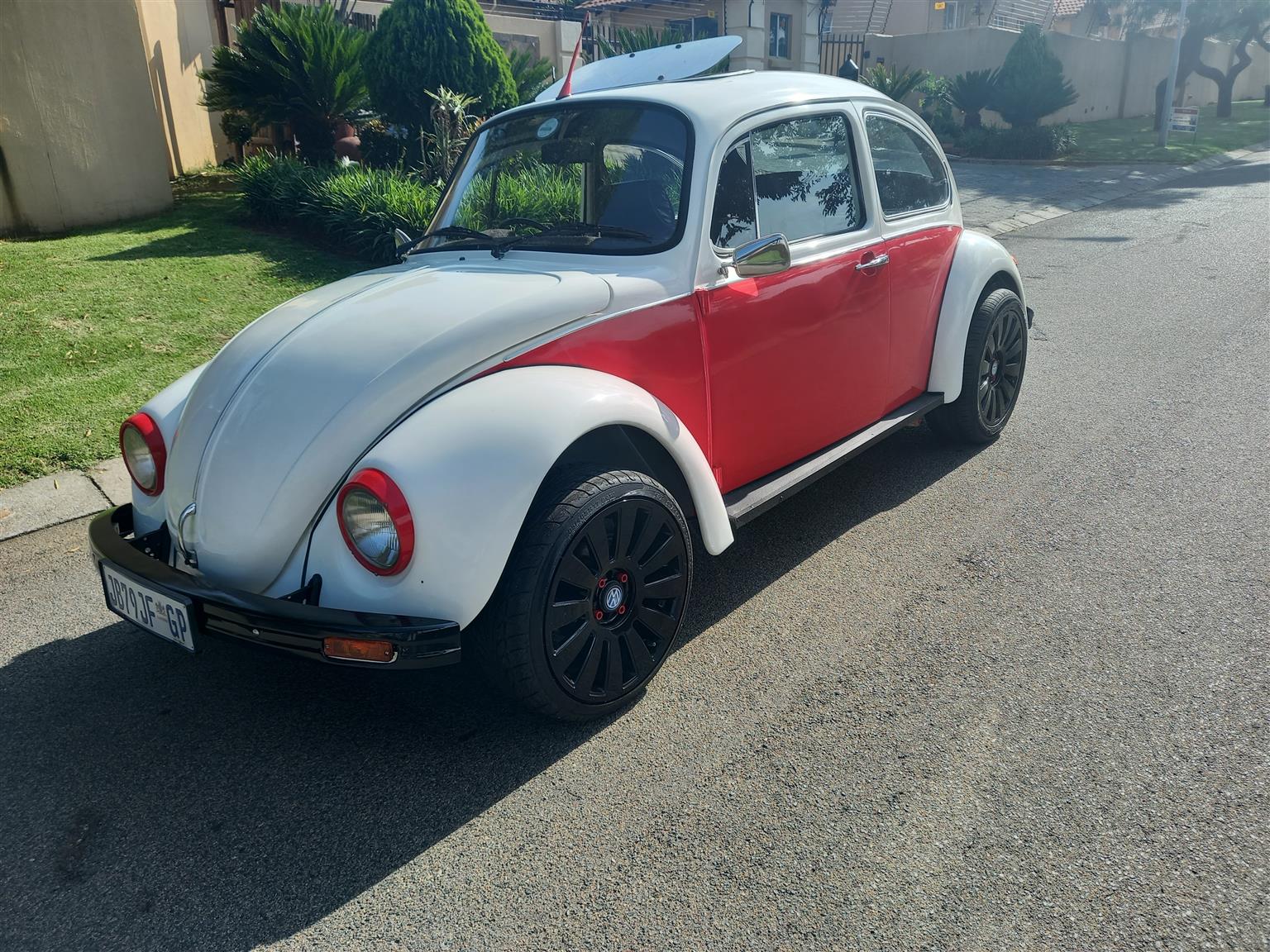 BEETLE S CURVED WINDSCREEN CUSTOMIZED