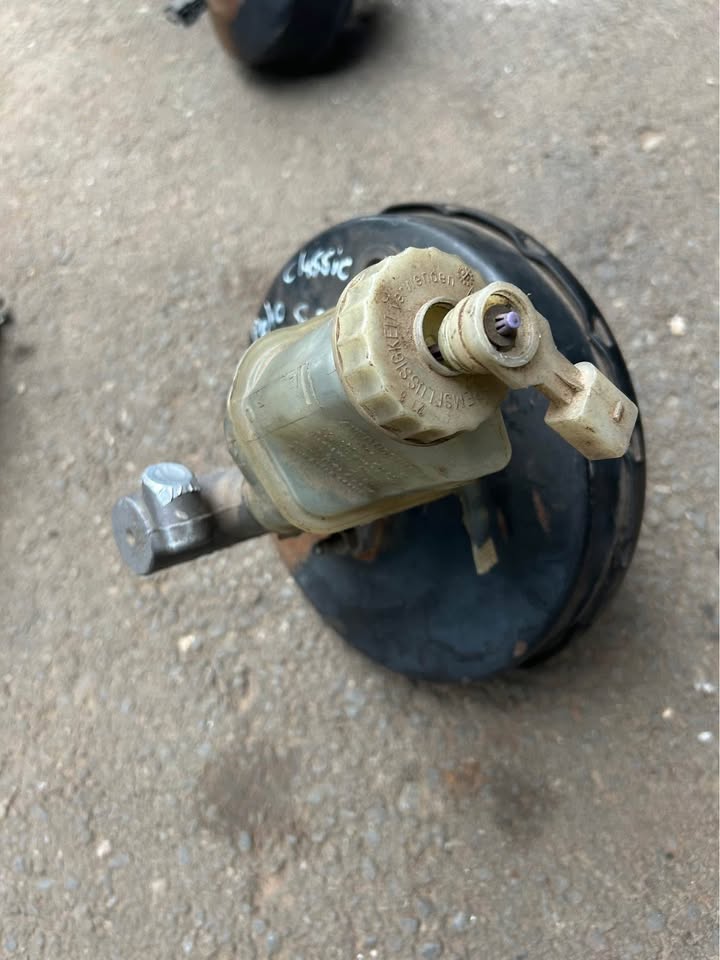 Volkswagen Polo Classic Brake Booster For Sale Call or WhatsApp - Private Seller Volkswagen Polo Classic Brake Booster For Sale Call or WhatsApp - Private Seller