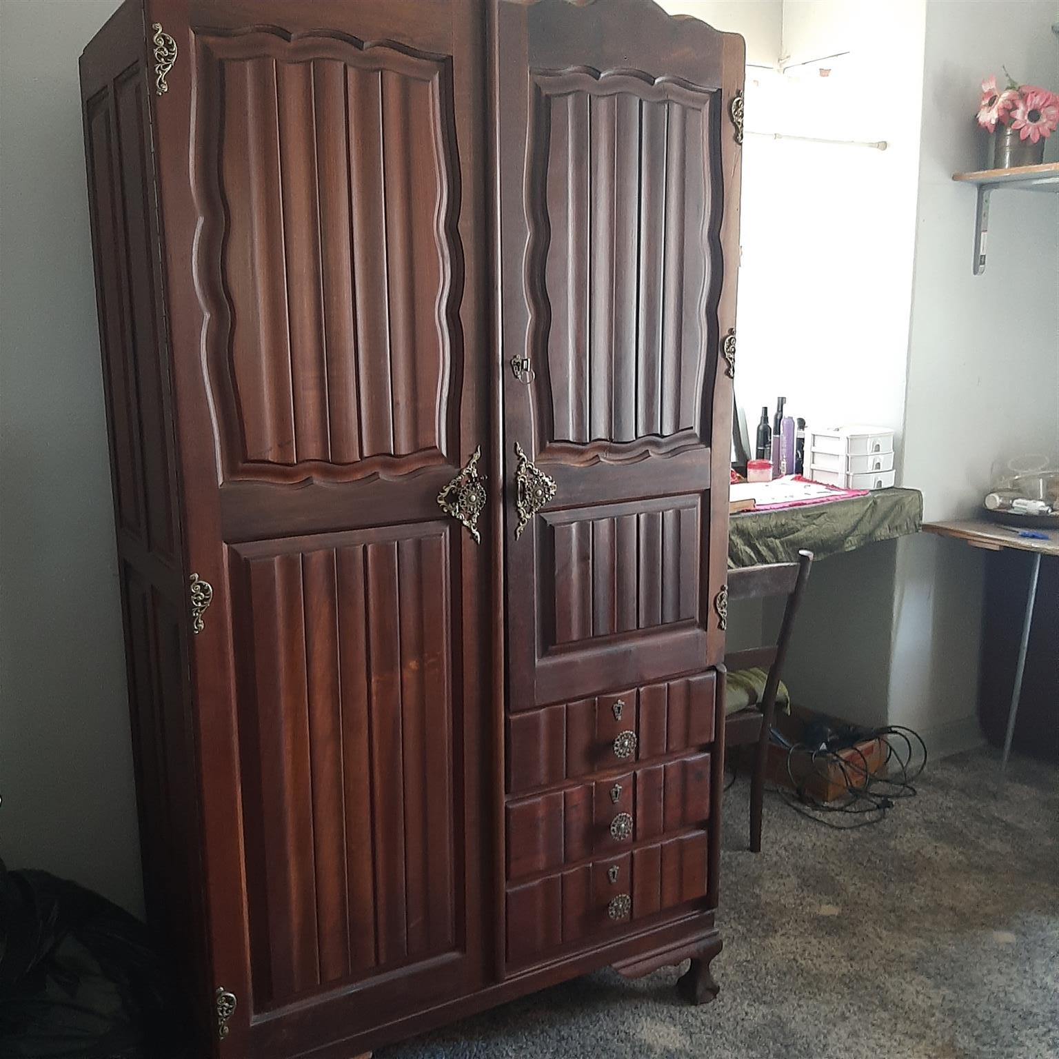 Strong beautiful Antique Real  Imbuia  Ball and Claw Wardrobe for Sale. Strong beautiful Antique Real  Imbuia  Ball and Claw Wardrobe for Sale.
