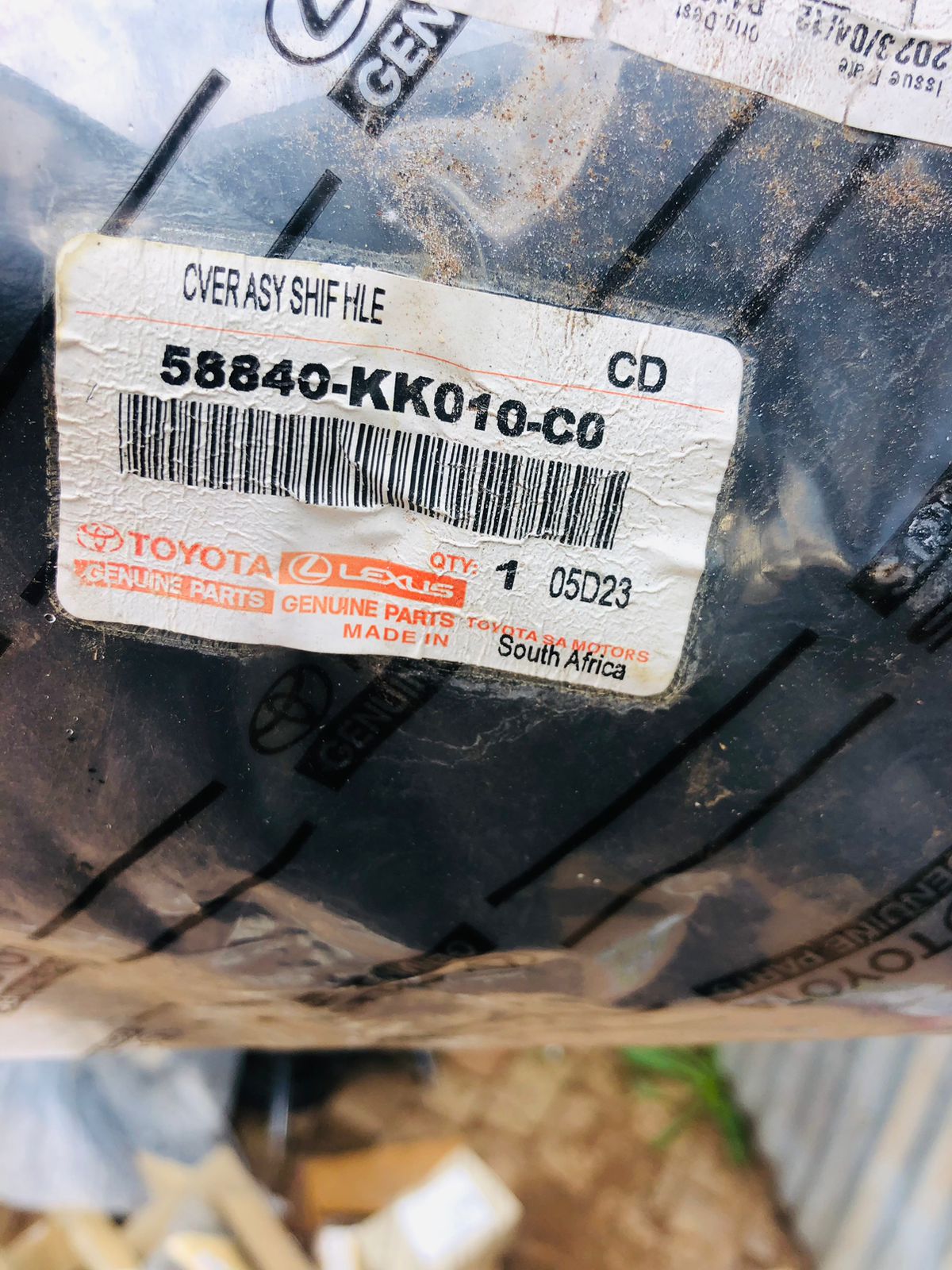 Toyota Hilux GD6 gear lever cover - Private Seller Toyota Hilux GD6 gear lever cover - Private Seller