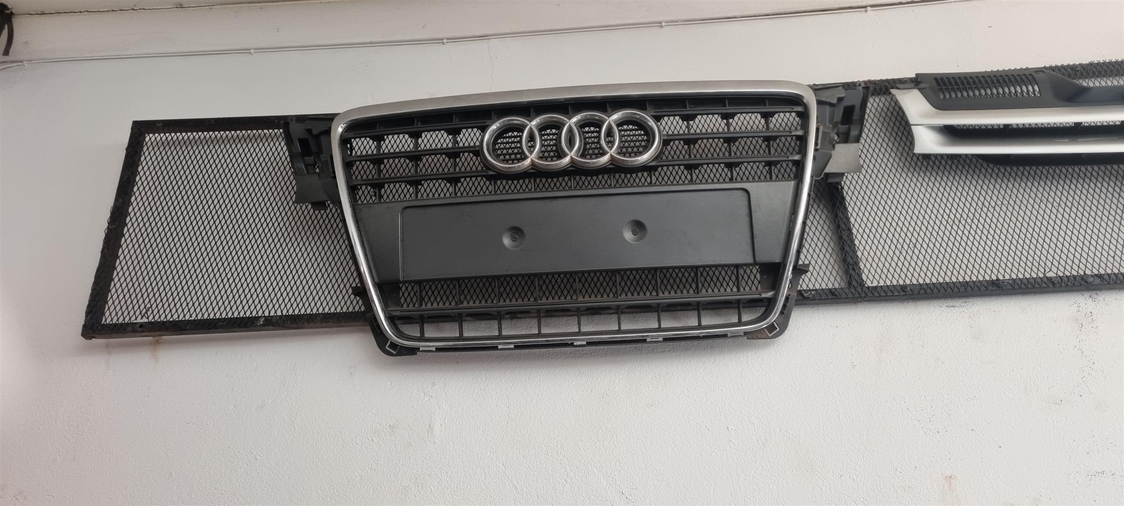 AUDI GRILL - Private Seller