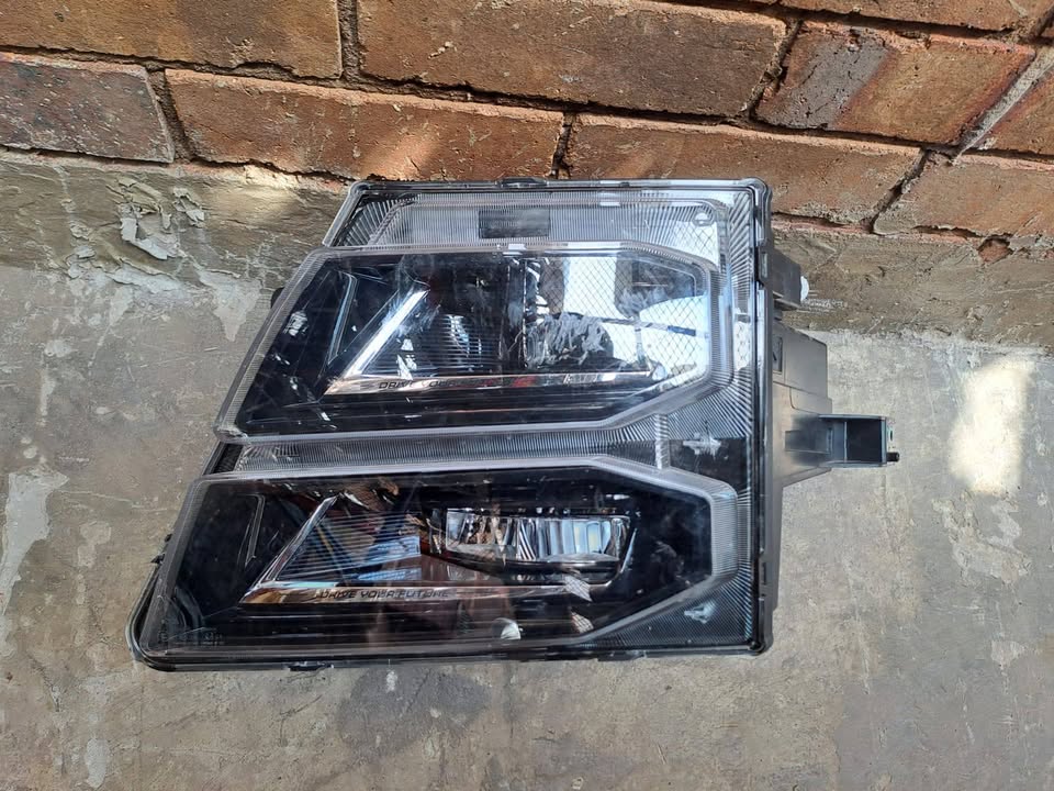 JETOUR DASHING LED HEAD LIGHT - Private Seller