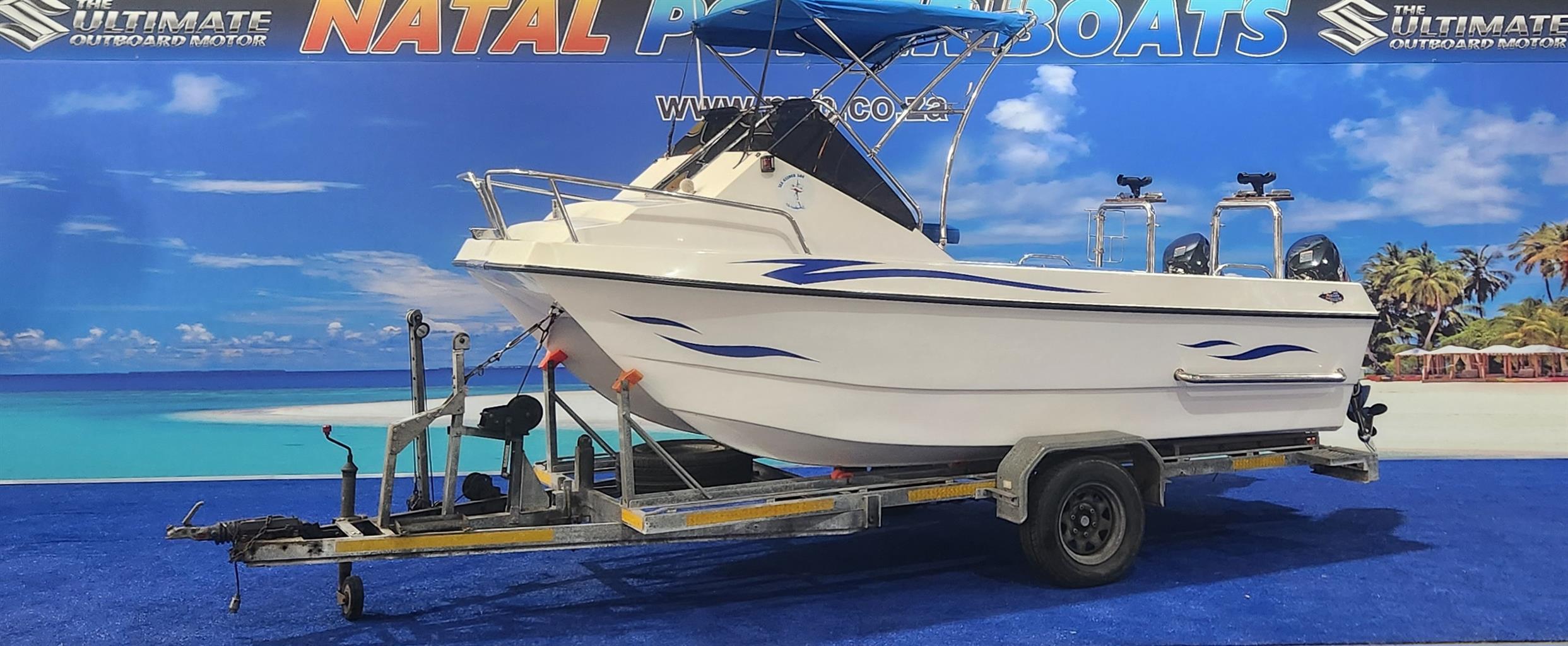 YOGI CAT 500 ON TRAILER 2 X 60 HP SUZUKI 4 STROKES 2011 MODEL 190 / 200 HOURS