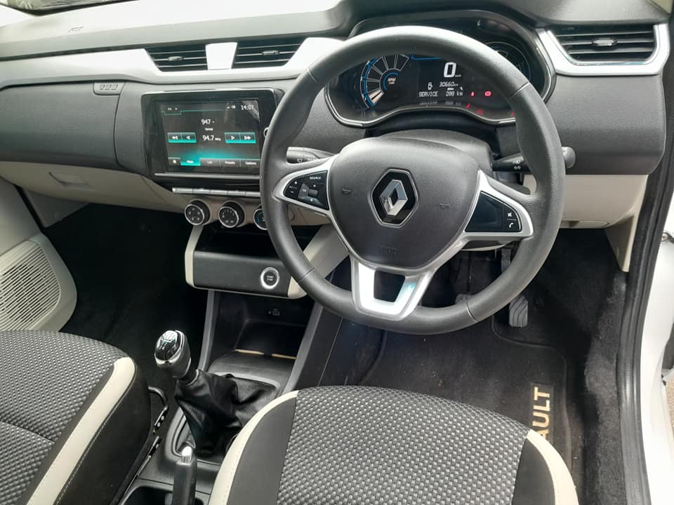 2023 RENAULT TRIBER 1.0 PRESTIGE MANUAL