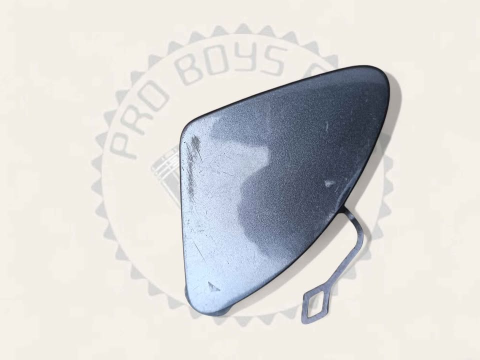 BMW F30 3 SERIES NORMAL FRONT BUMPER GREY TOWING HOOK COVER AVAILABLE FOR SALE - Private Seller