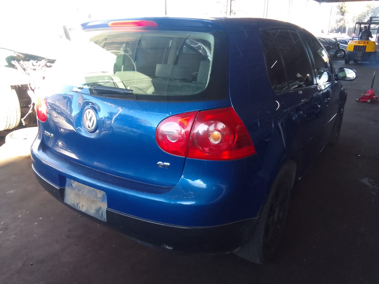 VW Golf 5 now stripping for spares - Private Seller