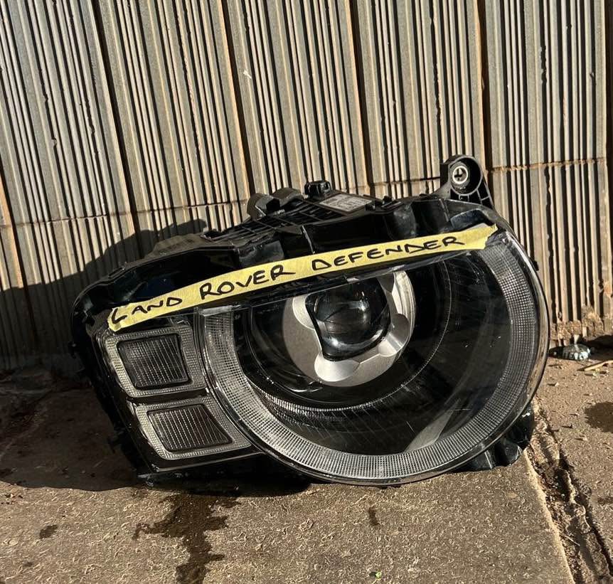 Land Rover Defender headlight - Private Seller