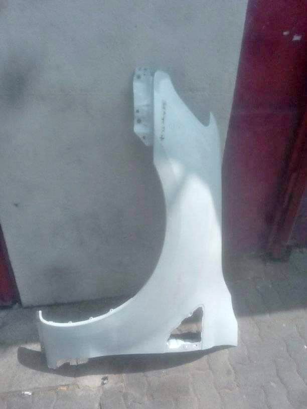 Ford Ranger T6 fender left side - Private Seller Ford Ranger T6 fender left side - Private Seller