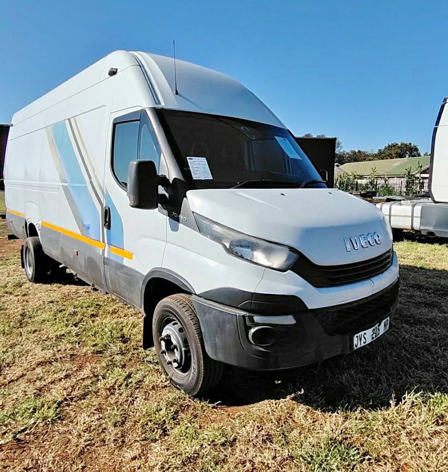 2019 IVECO PANELVAN C70
