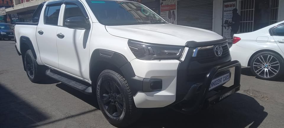 2019 TOYOTA HILUX 2.4 GD6 DIESEL, DOUBLE CAB, AUTOMATIC , WHITE COLOUR, MILEAGE 95000KM