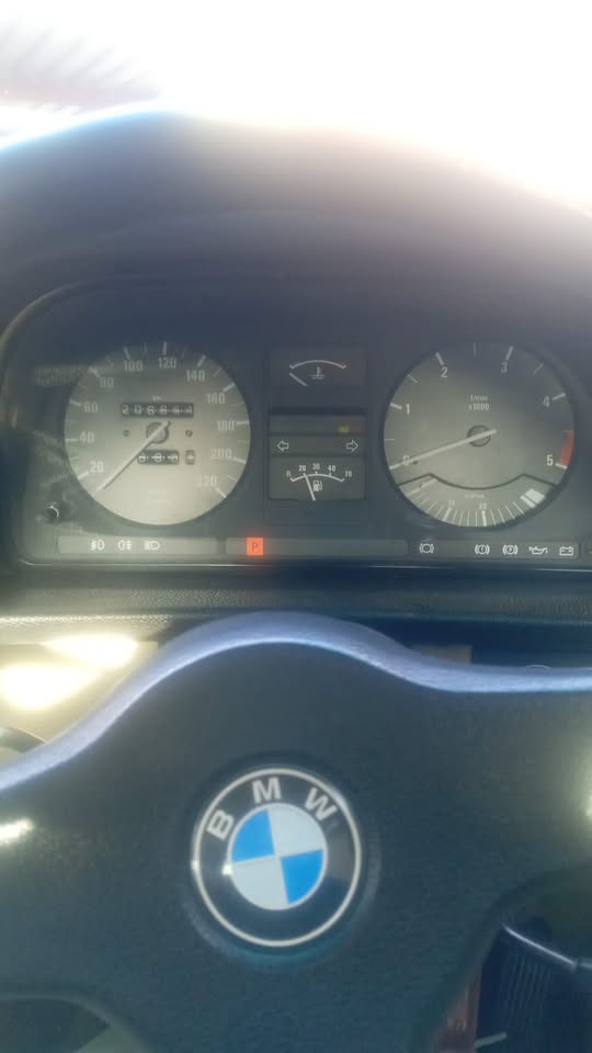 1983 BMW  525E
