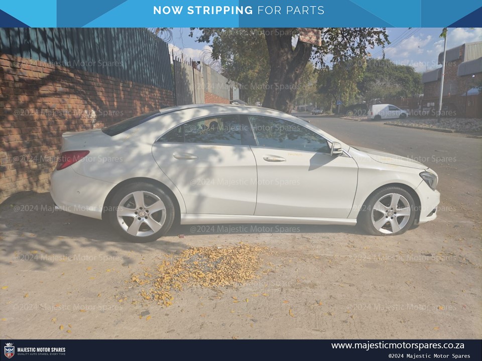 2013 Mercedes CLA 200 W117 stripping used spares parts for sale