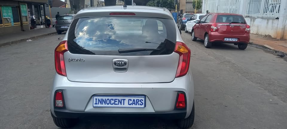 2015 KIA PICANTO 1.2 EX PETROL, MANUAL TRANSMISSION, MILEAGE SILVER COLOUR, PRICE