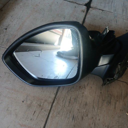 peugeot 206 side mirror - Private Seller peugeot 206 side mirror - Private Seller
