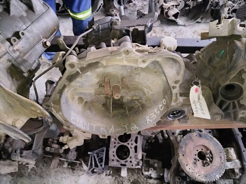 Hyundai Elantra j2 gearbox