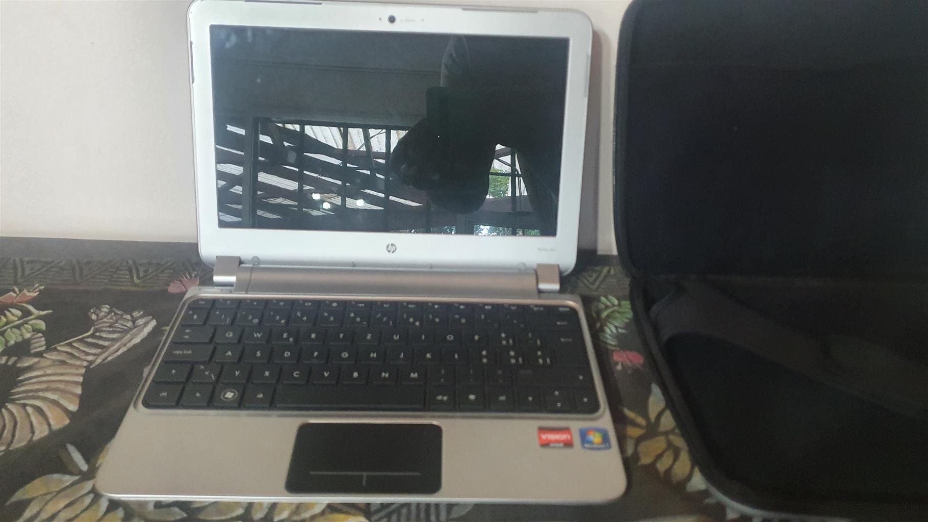 Small laptop HP Pavilion dm1320gb Harddrive, 2gb ram, Windows 7 
