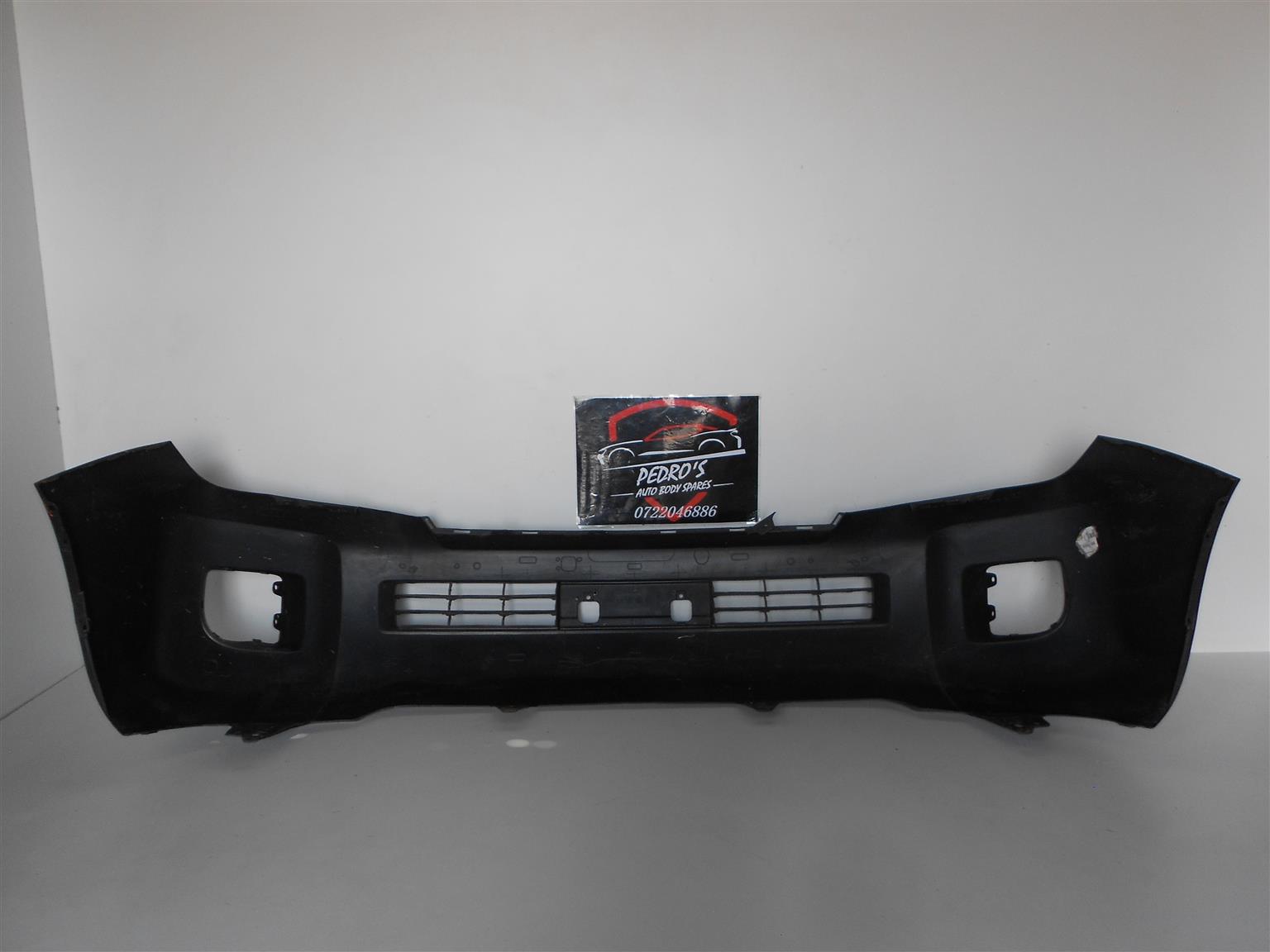 Toyota NV350 13-18 front bumper - Private Seller Toyota NV350 13-18 front bumper - Private Seller
