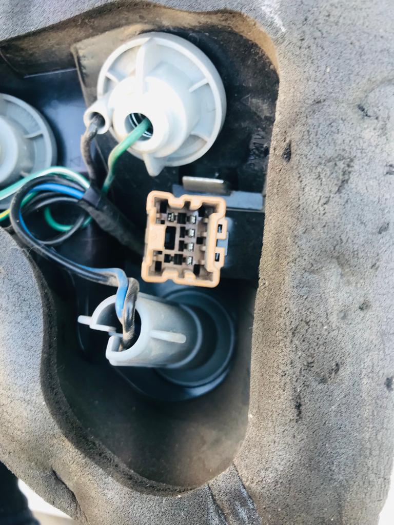 Nissan Tiida left side taillight (sedan) - Private Seller Nissan Tiida left side taillight (sedan) - Private Seller