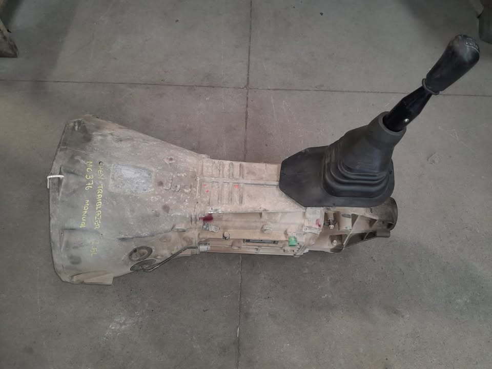 CHEVROLET TRAILBLAZER 2.5L 2X4 MANUAL GEARBOX FOR SALE - Private Seller CHEVROLET TRAILBLAZER 2.5L 2X4 MANUAL GEARBOX FOR SALE - Private Seller