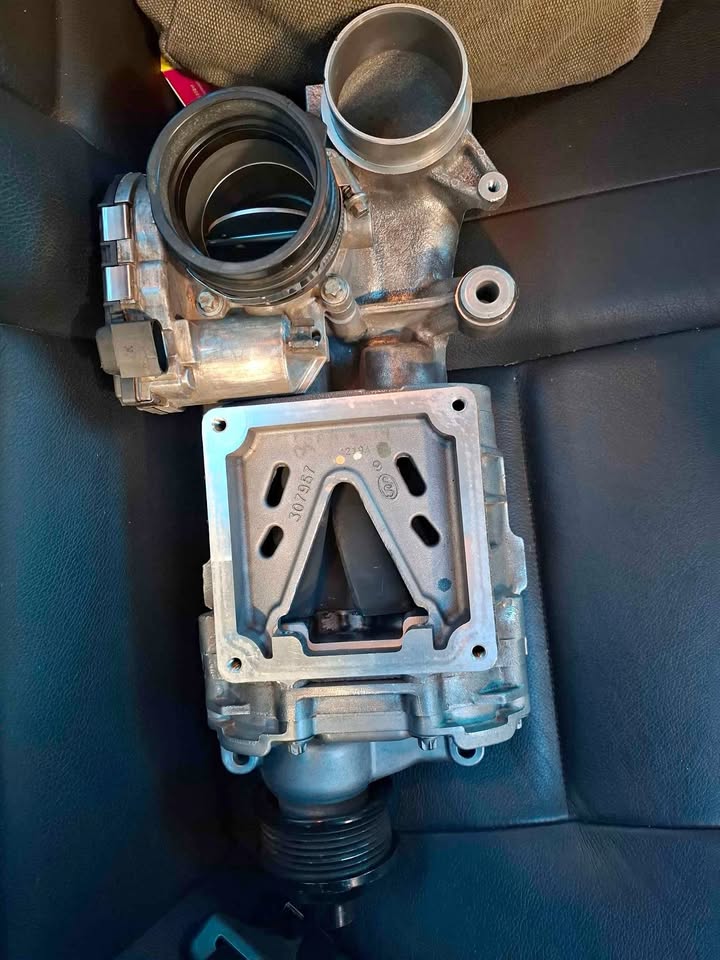 Mercedes-Benz C200 Supercharger