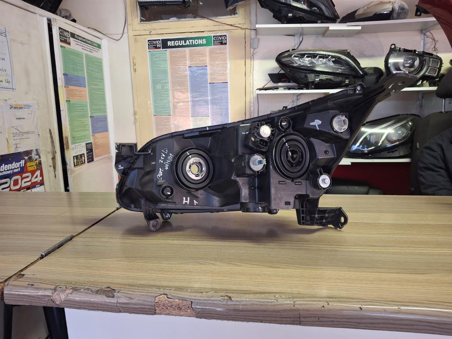 2020 HONDA JAZZ HEADLIGHT RIGHTSIDE AVAILABLE FOR SALE - Private Seller