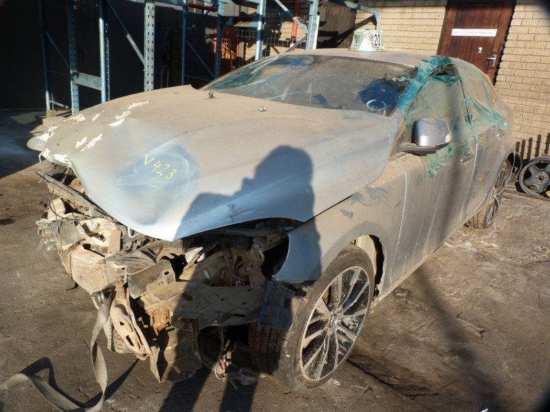 Volvo V40 2.0 T3 Manual - 2018 SPARESBOYZ STRIPPING FOR SPARES - Private Seller Volvo V40 2.0 T3 Manual - 2018 SPARESBOYZ STRIPPING FOR SPARES - Private Seller