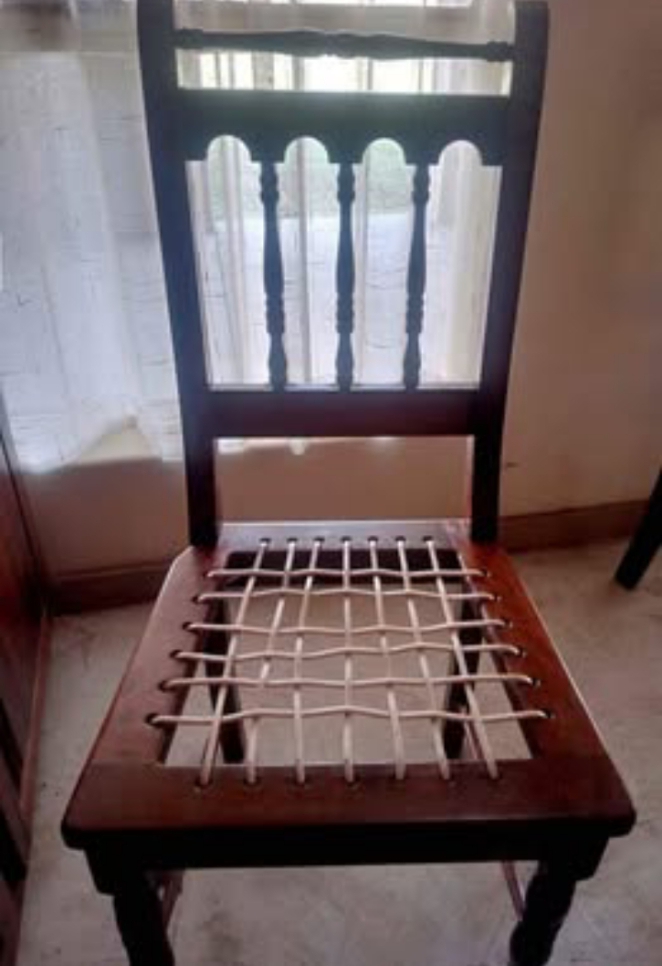Emboya dinningroom with sideboard for sale