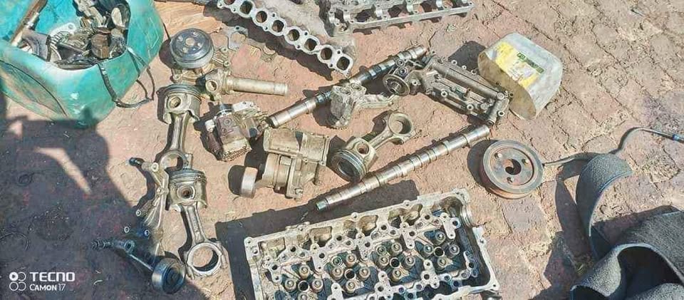 Hyundai 1 parts - Private Seller