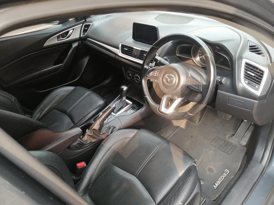 2018 Mazda3 67000km