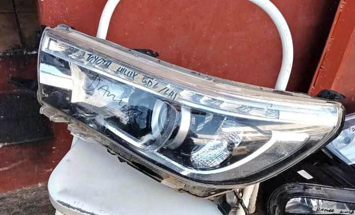 Toyota Hilux GD6 LED headlight - Private Seller Toyota Hilux GD6 LED headlight - Private Seller